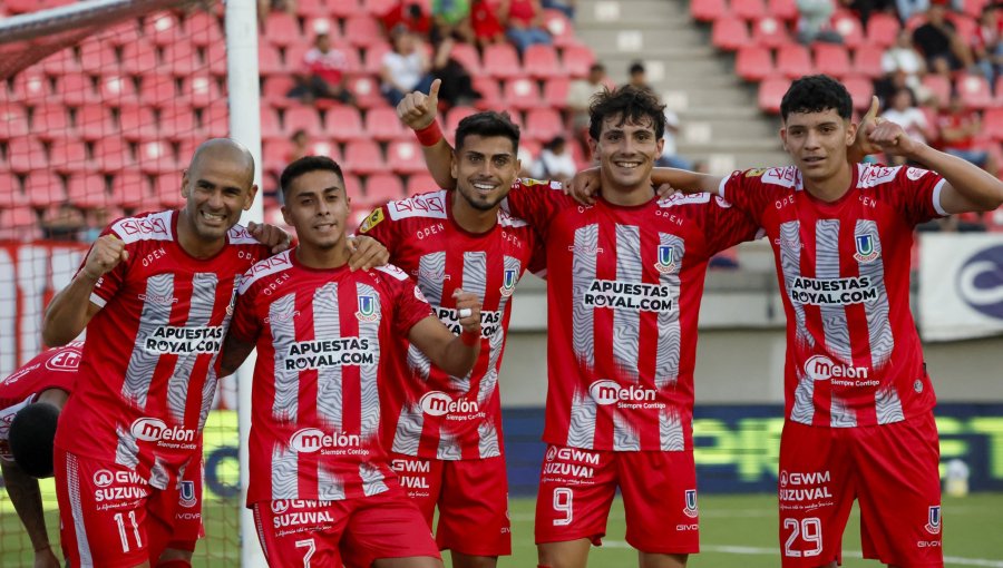 U. La Calera se suma a O'Higgins en la cima de la Liga de Primera tras vencer a Cobresal