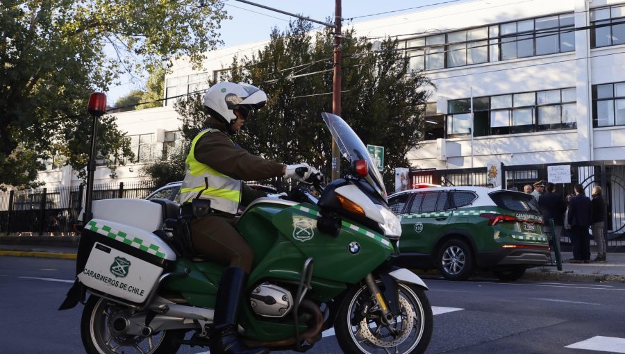 Nuevas amenazas anónimas obligaron a dos colegios de Valparaíso a solicitar resguardo a funcionarios de Carabineros