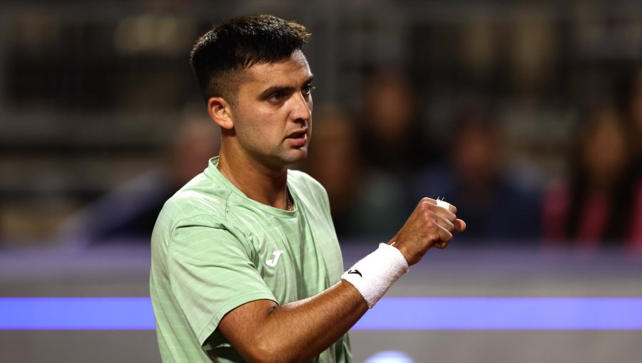 Tomás Barrios comenzó con gran triunfo su lucha por ingresar al cuadro principal de Roland Garros