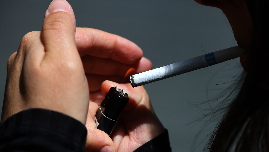 31 de mayo, día mundial sin Tabaco: 11,7% de adolescentes en Chile lo consume