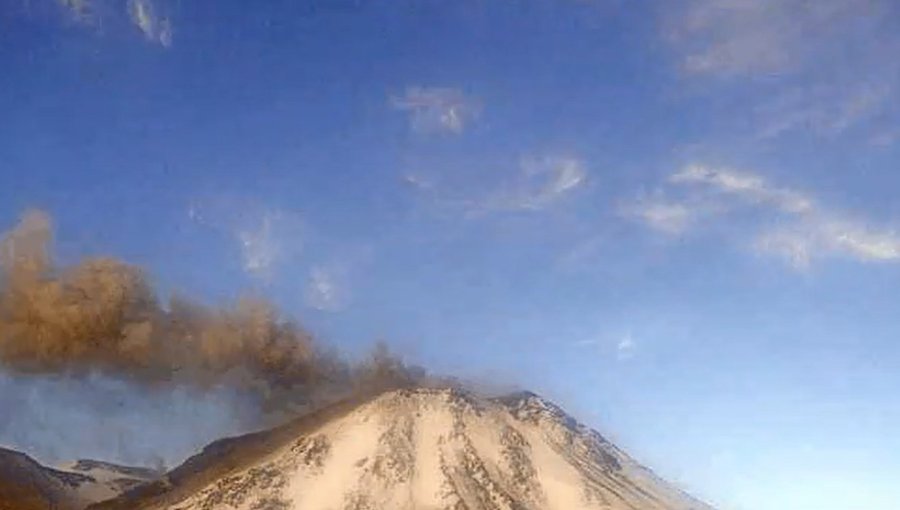 Nevados de Chillán pasa de Alerta Técnica Verde a Amarilla por emisiones de material piroclástico y gases