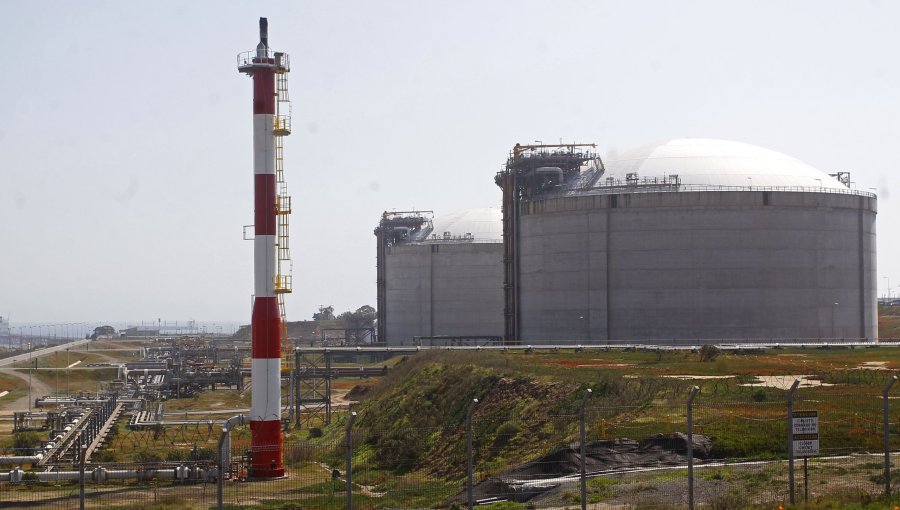 Escándalo en ENAP: desvinculan a ocho trabajadores por presunta manipulación de datos ambientales en Refinería Aconcagua
