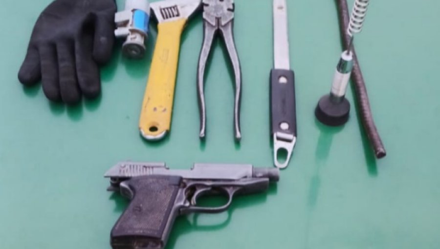Detienen a ciclista que intentó huir de control policial en la ruta 60 CH de Hijuelas: portaba pistola y herramientas para robar