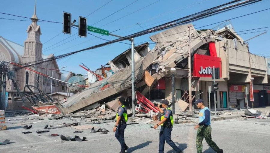 Terremoto de magnitud 7,8 en Filipinas deja 19 muertos y 10.000 damnificados