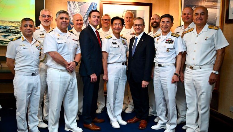 Armada refuerza vínculos con marinas aliadas y destaca capacidades de la industria naval chilena en Estados Unidos
