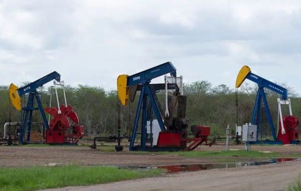 Donald Trump asegura haber alcanzado con Venezuela el "mayor acuerdo de petróleo de la historia"