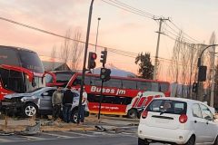 Al menos dos personas resultaron lesionadas tras colisión frontal entre dos vehículos en San Felipe