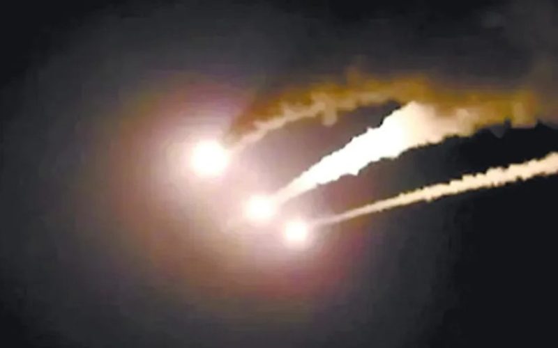 Estados Unidos ataca lanzacohetes iraníes en la isla de Larek en el primer ataque en semanas