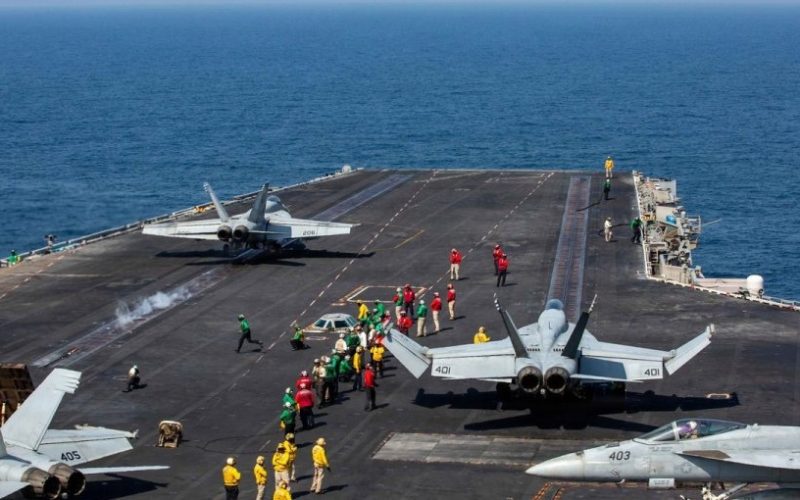 EE.UU. despliega el portaaviones “George Washington” tras denuncias por crisis de salud mental en el “Abraham Lincoln”
