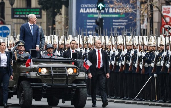 Académico de la U. de Valparaíso acusa que la reforma de seguridad del Gobierno busca "constitucionalizar la dictadura"