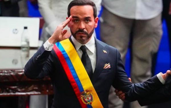 Juez ordena al presidente De la Espriella a ofrecer disculpas por vulnerar la neutralidad religiosa