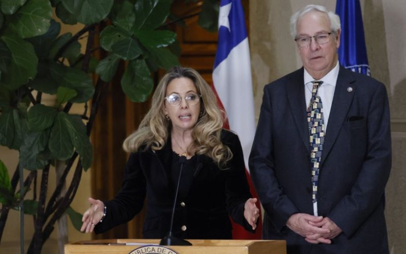 Senadores Kaiser y Urrutia condicionan apoyo a reforma de seguridad a indultos por el 18-O