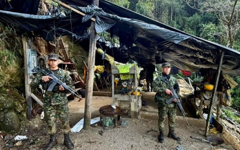 Colombia reporta la muerte del líder de las disidencias de las FARC en megaoperativo