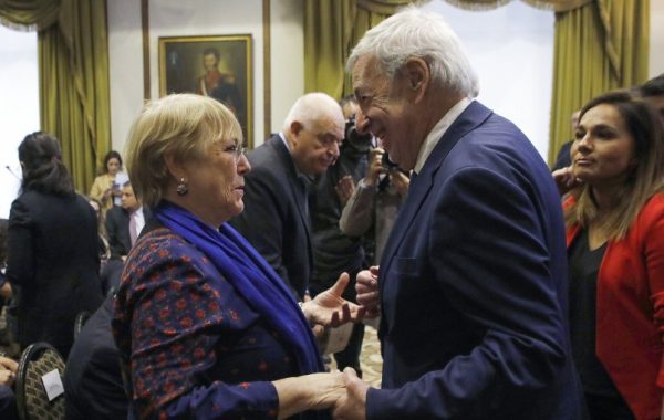 Excanciller Van Klaveren alerta que la candidatura a la ONU de Bachelet enfrenta “mucho viento en contra”