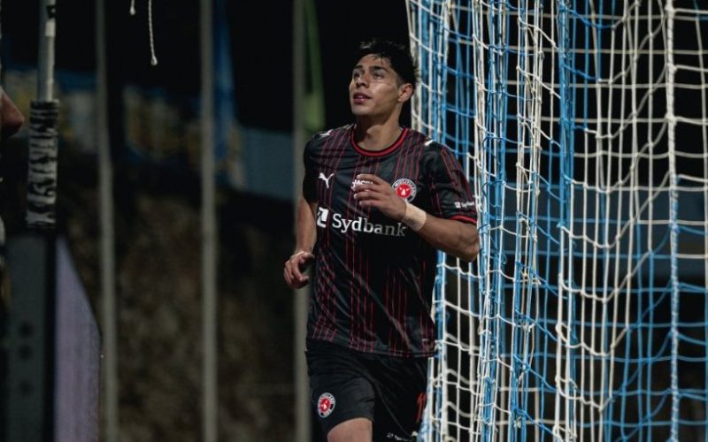 Darío Osorio anotó un golazo en la clasificación del Midtjylland a la fase de liga de la Conference League