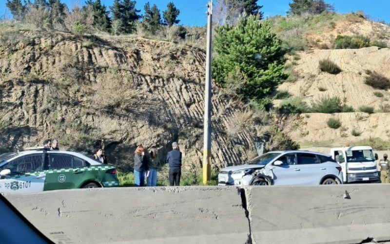 Choque múltiple entre tres vehículos y camión generó congestión en ruta hacia Concón