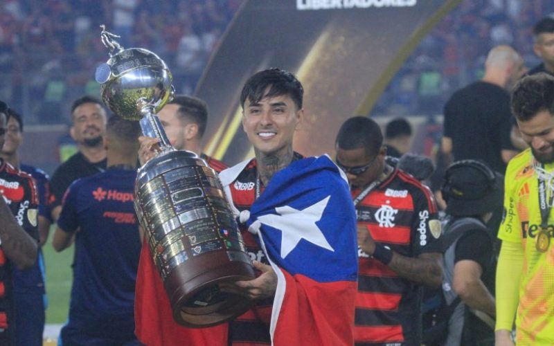 Erick Pulgar habría llegado a un acuerdo para renovar con Flamengo hasta diciembre del 2028