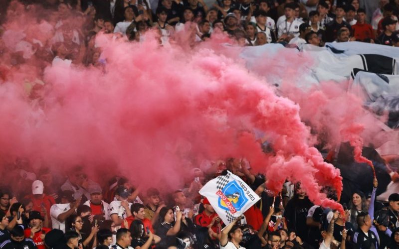 En Colo-Colo califican de "lamentable" que sus hinchas no puedan asistir al Superclásico ante la U