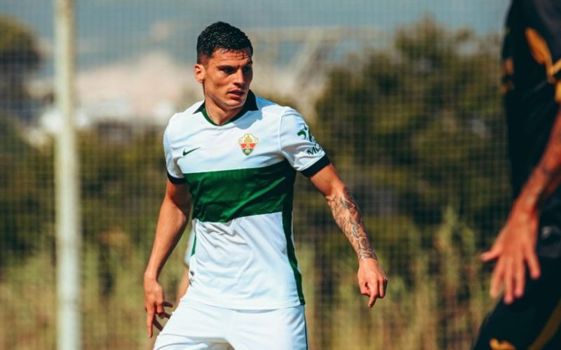 Lucas Cepeda aportó una asistencia en la caída del Elche ante Racing de Santander por La Liga de España