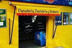 Grupo armado intimida a trabajadores de panadería y roban recaudación del día en Quilpué
