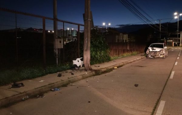 Accidente vehicular deja sin suministro eléctrico a 207 clientes en Quillota