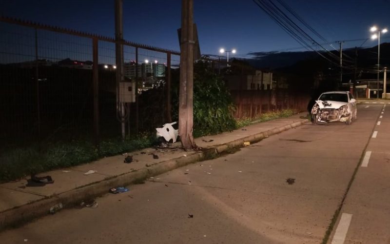 Accidente vehicular deja sin suministro eléctrico a 207 clientes en Quillota