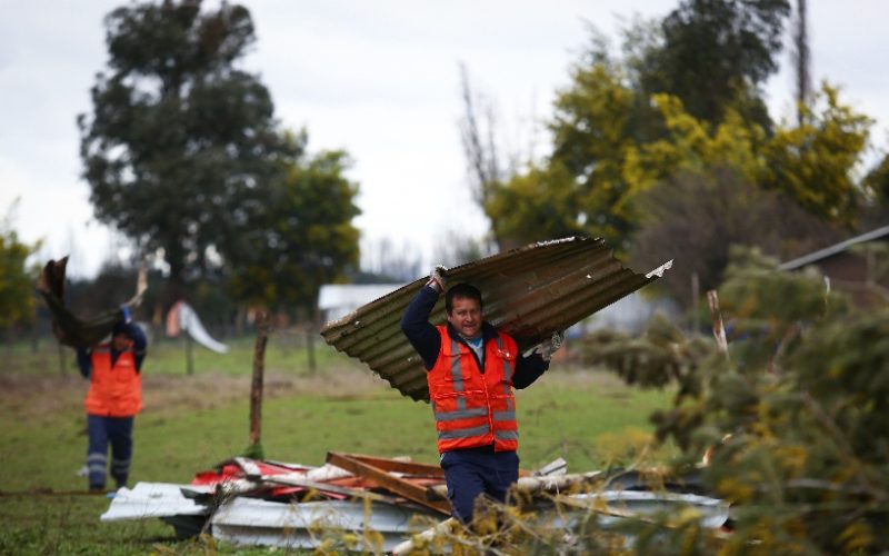 Gobernador de Ñuble cifra en 10 las casas destruidas por tornado en Yungay