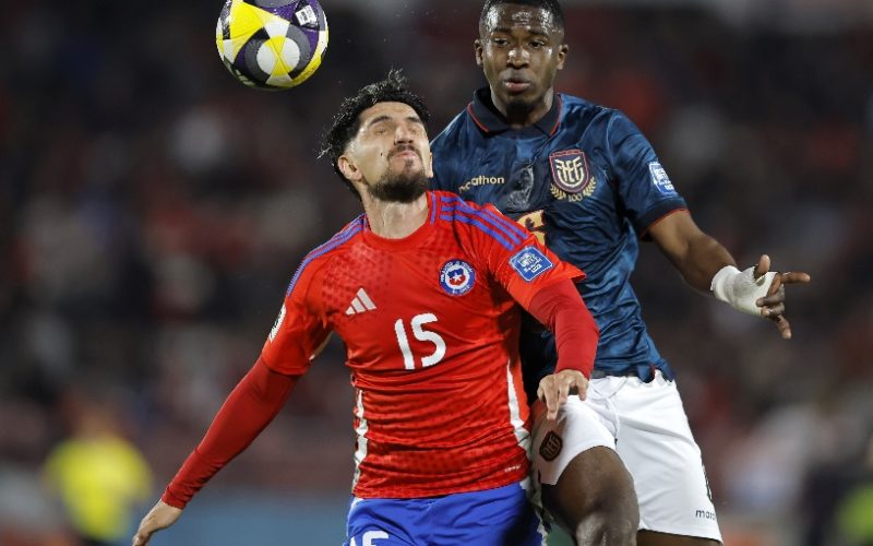 Diego Valdés sufre nueva lesión en Vélez y se perderá duelo ante Boca Juniors