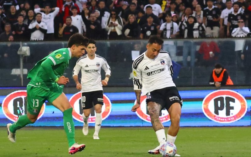 Colo-Colo golea 5-1 a Audax Italiano y amplía su ventaja en el liderato