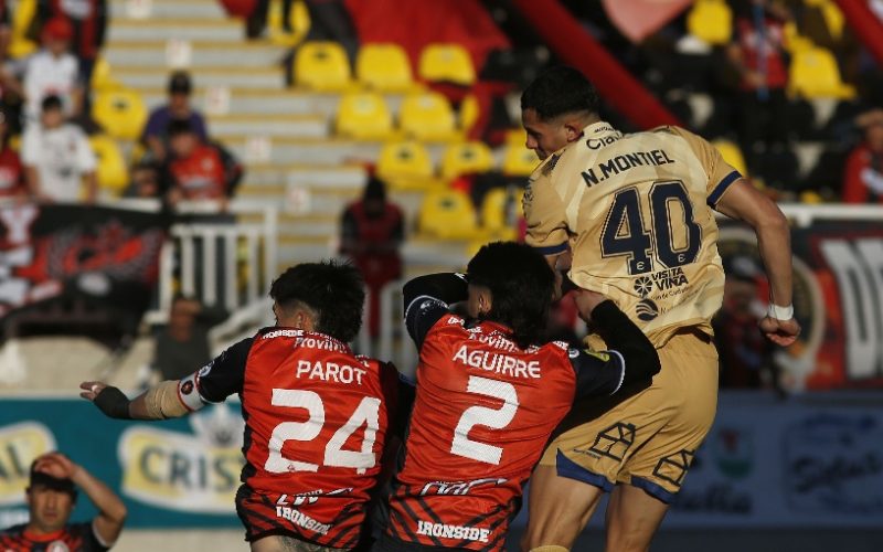 Everton golea 3-0 a Deportes Limache y acecha a Universidad de Chile en la tabla
