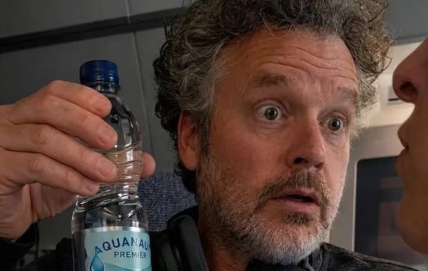 Chileno acusado de insultos racistas en vuelo deja prisión preventiva en Brasil