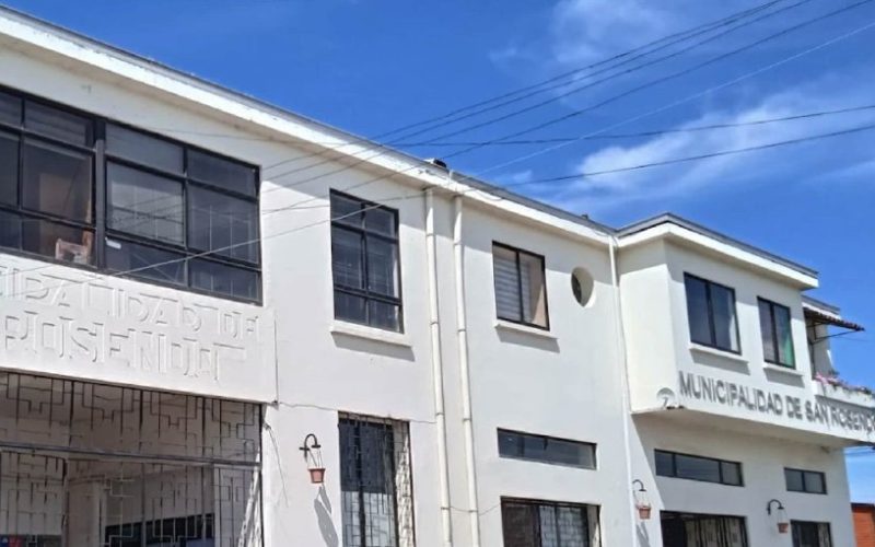 Contraloría detecta debilidades en gestión financiera y en mecanismos de control interno en la Municipalidad de San Rosendo