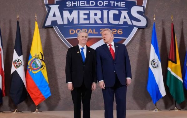 Cadem revela que un 45% apoya la adhesión de Chile al "Escudo de las Américas" mientras que 43% está en desacuerdo
