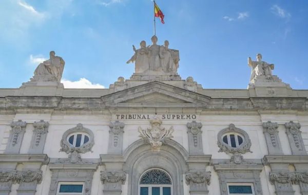 Tribunal Supremo de España suspendió el derecho a votar de miles de ciudadanos nacionalizados