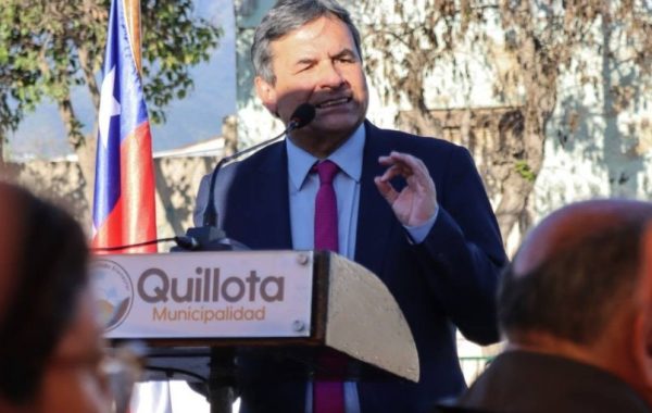 Alcalde de Quillota, Luis Mella, ingresó a cirugía tras presentar problemas de salud durante las últimas semanas