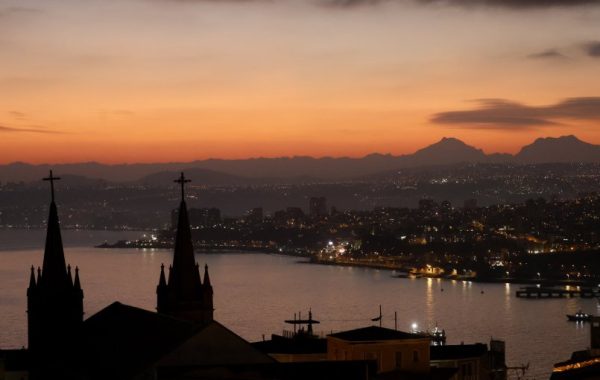 Gobernador Mundaca activa gestiones con parlamentarios para defender el Presupuesto 2027 del Gobierno Regional de Valparaíso