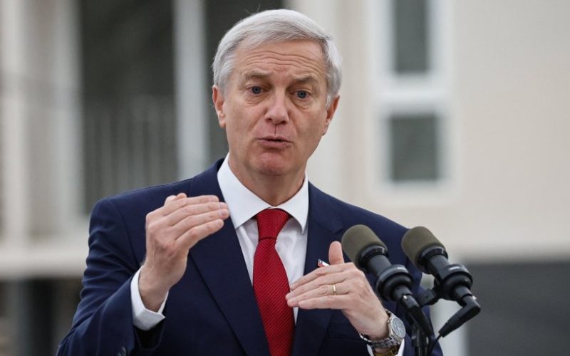 Presidente Kast descarta calificar de "crítica" la economía pese al bajo crecimiento y defiende señales para la inversión