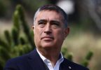 Desbordes advierte que "causal de destitución" en reglamento de ley de Seguridad Municipal podía usarse como "herramienta política"
