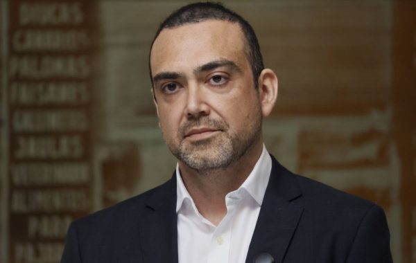 Senador Bianchi propone test de drogas obligatorios para funcionarios de hogares de menores