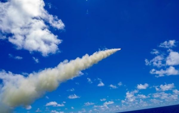 Ejército surcoreano informó que Corea del Norte lanzó un misil hacia el mar de Japón