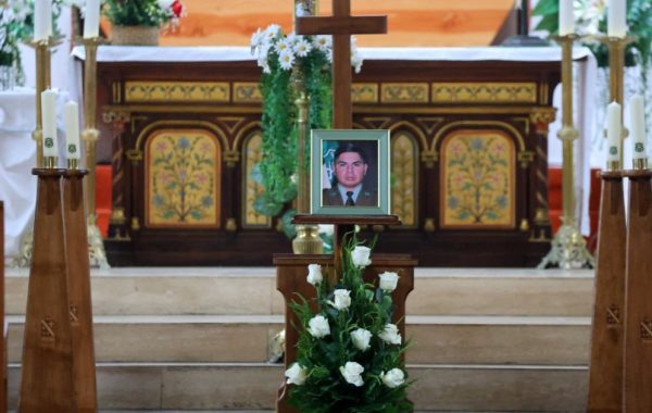 Presidenta de RN plantea que hay que "responder legislativamente" entregándole más herramientas a Carabineros tras muerte de cabo