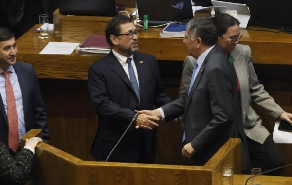 Biministro Alvarado destacó las respuestas del canciller en interpelación en la Cámara de Diputados