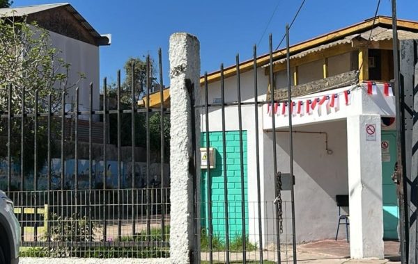 Estudiante de 13 años fue apuñalado al interior de un colegio en La Serena: dos adolescentes fueron detenidos