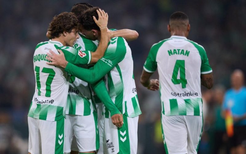 Betis de Manuel Pellegrini vence al Real Madrid y continúa en la parte alta de la tabla en La Liga de España