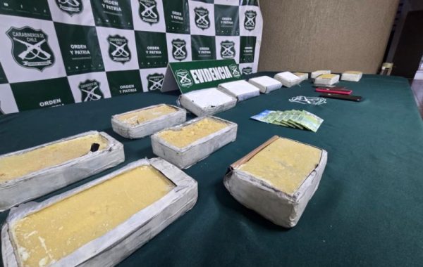Detienen a dos bolivianos con más de 13 kilos de cocaína en bus fiscalizado en Nogales