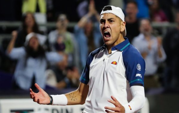 Alejandro Tabilo avanza por primera vez a la tercera ronda del US Open tras remontar ante Alexei Popyrin