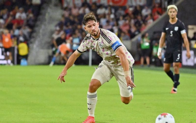 Felipe Loyola apunta al aspecto físico como una de las falencias de la Roja, pero asegura que "tenemos mucho margen de mejora"