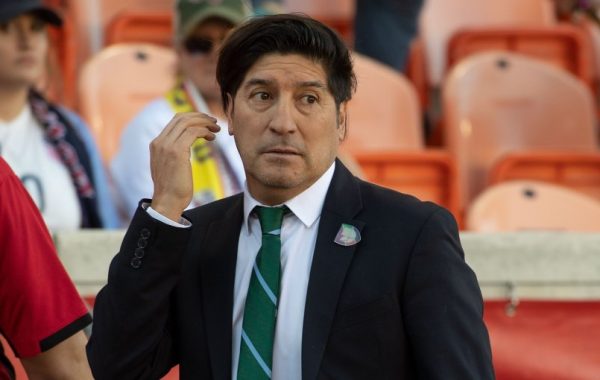 Zamorano fue categórico con el eventual arribo a la Roja de Pellegrini: "Lo de Manuel con la selección ya es un capítulo cerrado"