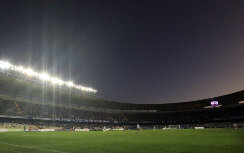 Advierten por mal estado de la cancha del Ester Roa para el duelo entre Huachipato y Colo-Colo: "No está para jugar fútbol profesional"