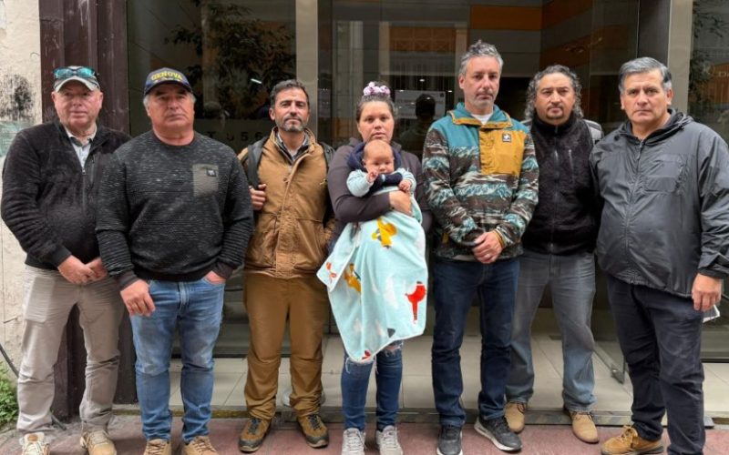 Pescadores artesanales acusan "negativa política" del Seremi de Vivienda tras rechazo a planta de jibia en Puchuncaví